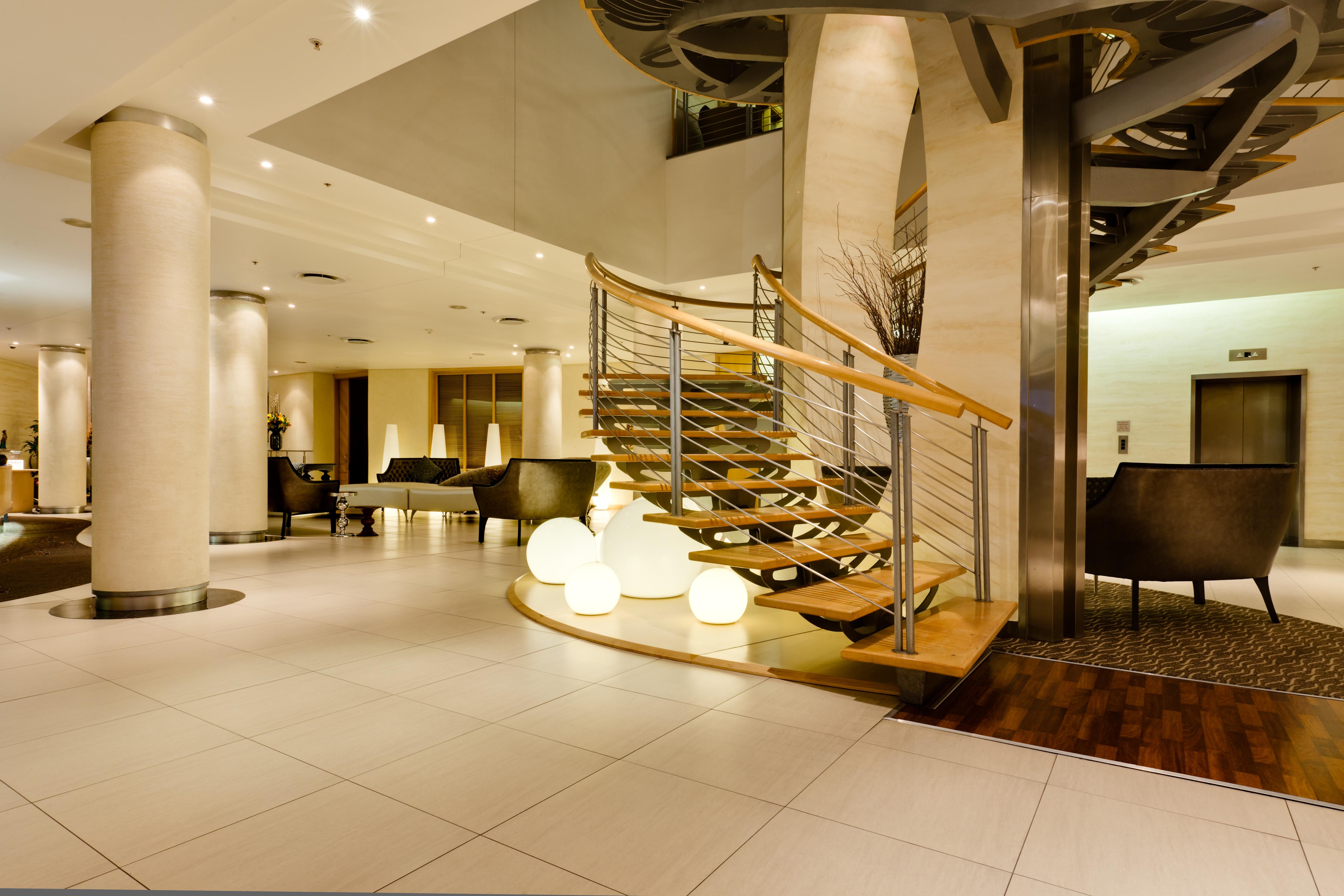 Protea Hotel By Marriott Johannesburg Wanderers Exterior photo